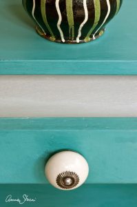 Provence Annie Sloan Chalk Paint Furniture Texture Close-Up