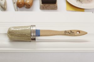 Medium Brush